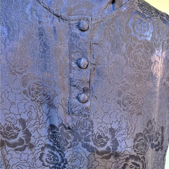 SILX by August Silk Tunic Size L - Picture 5 of 7